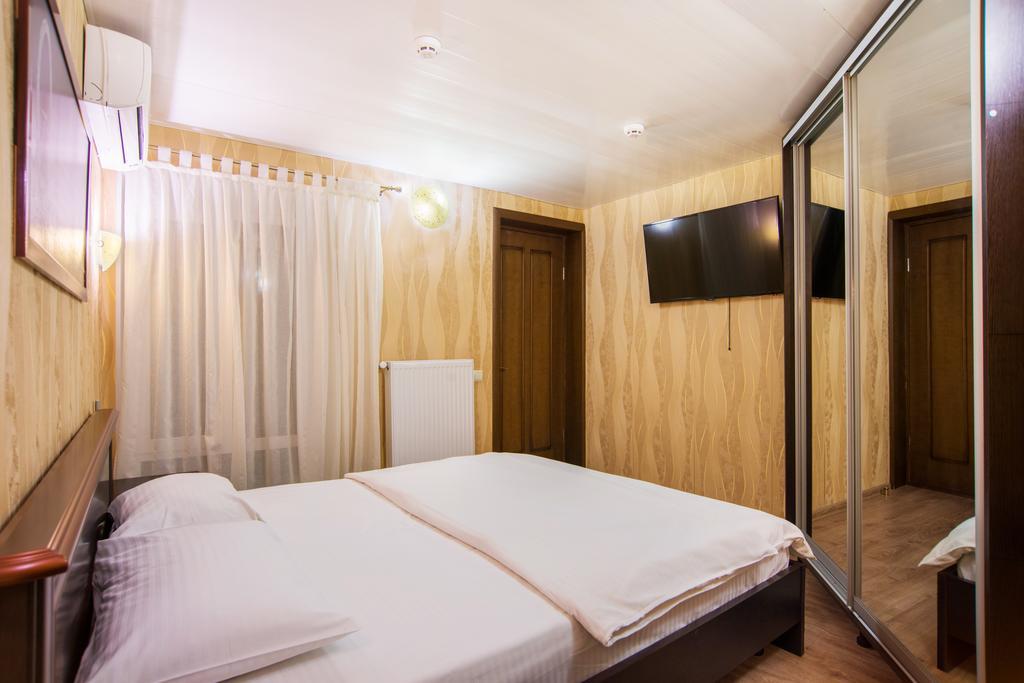 Soprano Apart Hotel Odesa Exterior photo